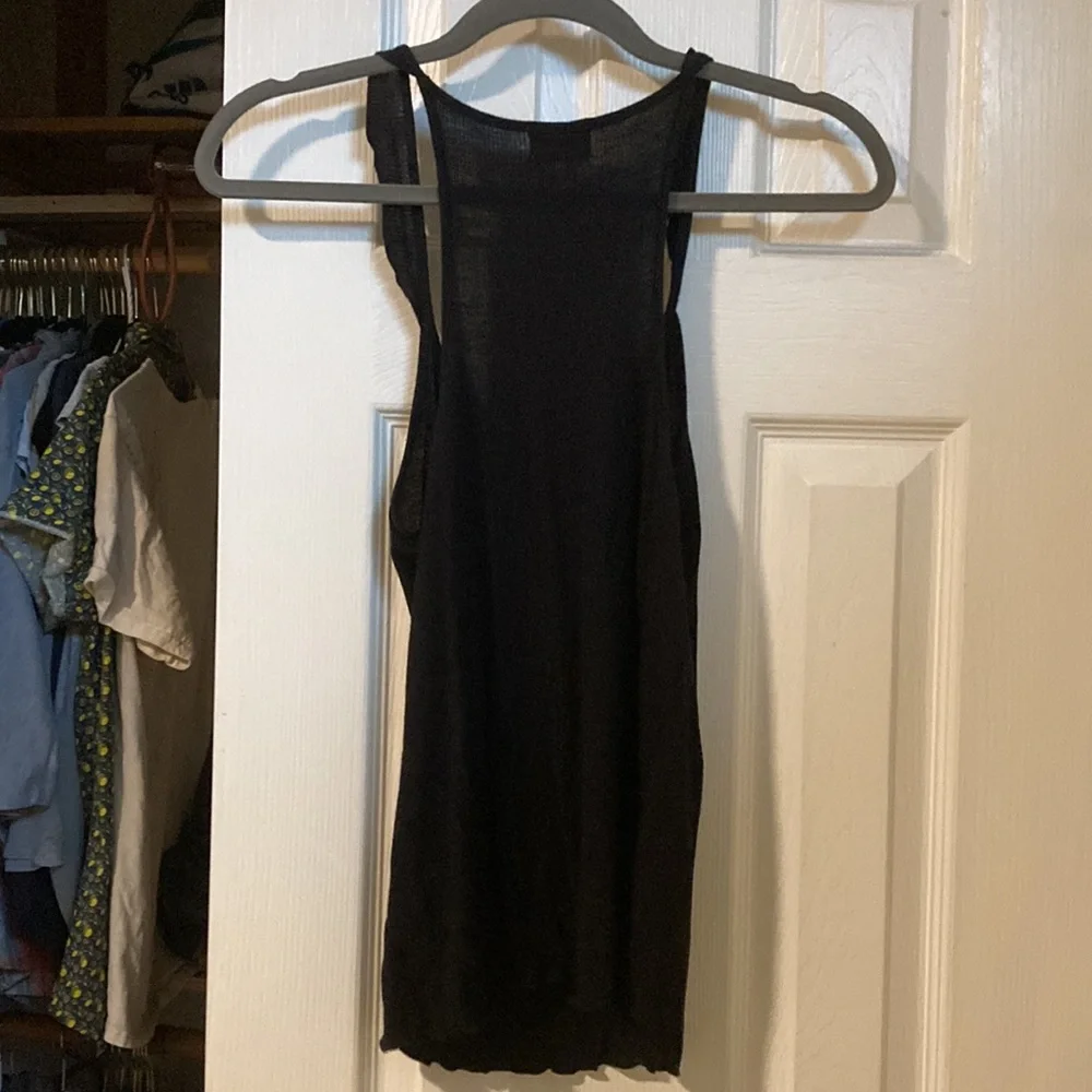 Tank top - Picture 2 of 3